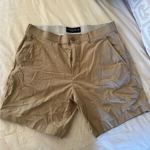 Abercrombie & Fitch Men's Khaki Flat Front Shorts